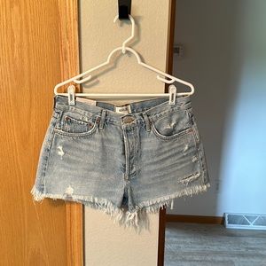 NWT AGOLDE Parker vintage cut off short